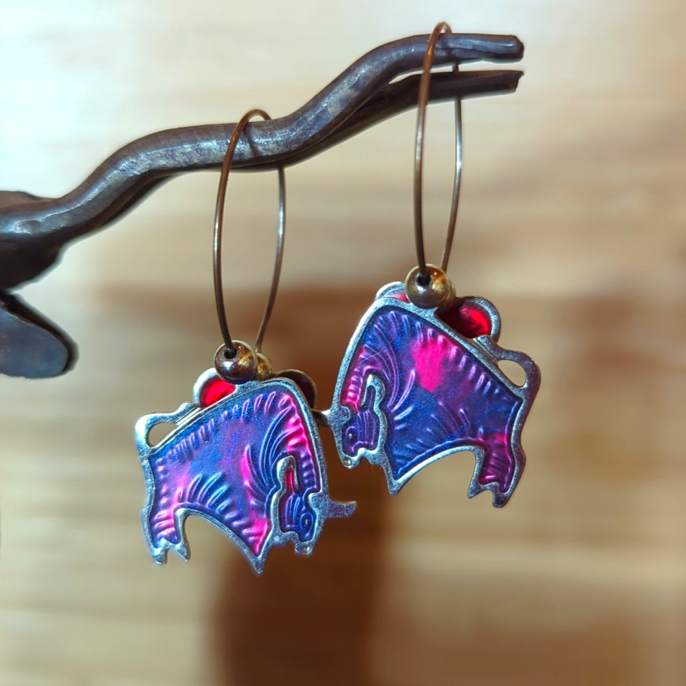 Beautiful Colorful Vintage Edgar Berebi Earrings Bull And Heart 23$